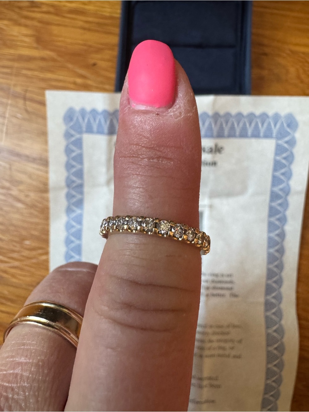 Natural Diamond Eternity Band Size 6 
1 carat total weight 18kt Yellow Gold - Picture 15 of 16